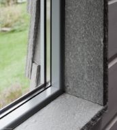 Sålebenk lys Oppdal natur - 22,5 cm i fallende lengder, T: 15-25mm - Minera Skifer