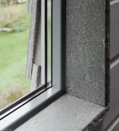 Sålebenk lys Oppdal natur - 12,5 cm i fallende lengder, T: 15-25mm - Minera Skifer